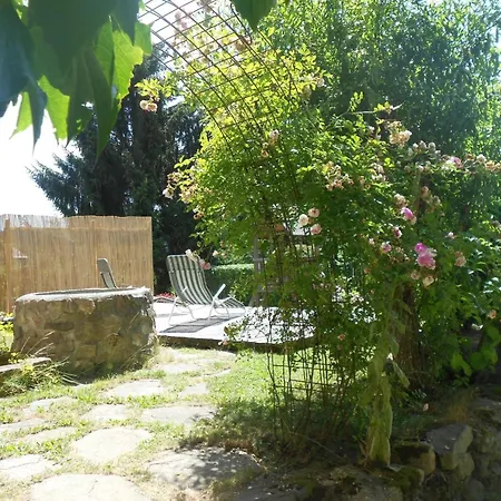 Hébergement de vacances Haus In Kovarov Mit Terrasse- Grill Und Garten By Interhome Hrdonov