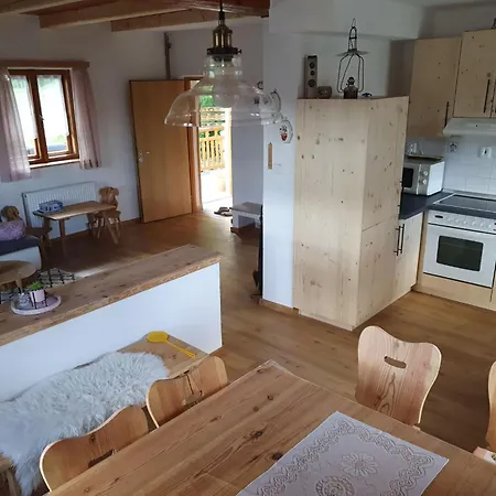 Hébergement de vacances Haus In Kovarov Mit Terrasse- Grill Und Garten By Interhome Hrdonov