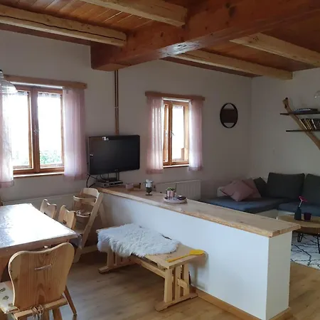 Haus In Kovarov Mit Terrasse- Grill Und Garten By Interhome Hrdonov